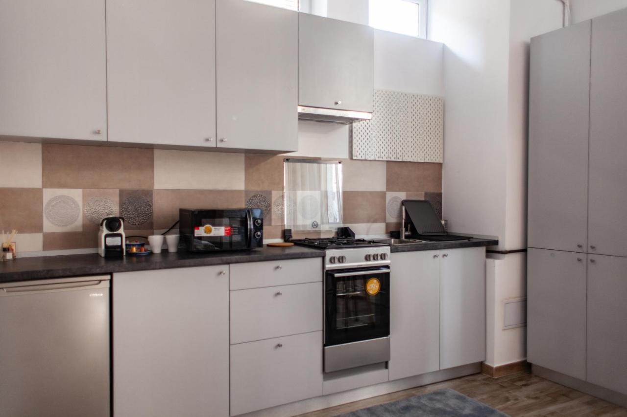 Modern Studio In The Heart Of ياش المظهر الخارجي الصورة