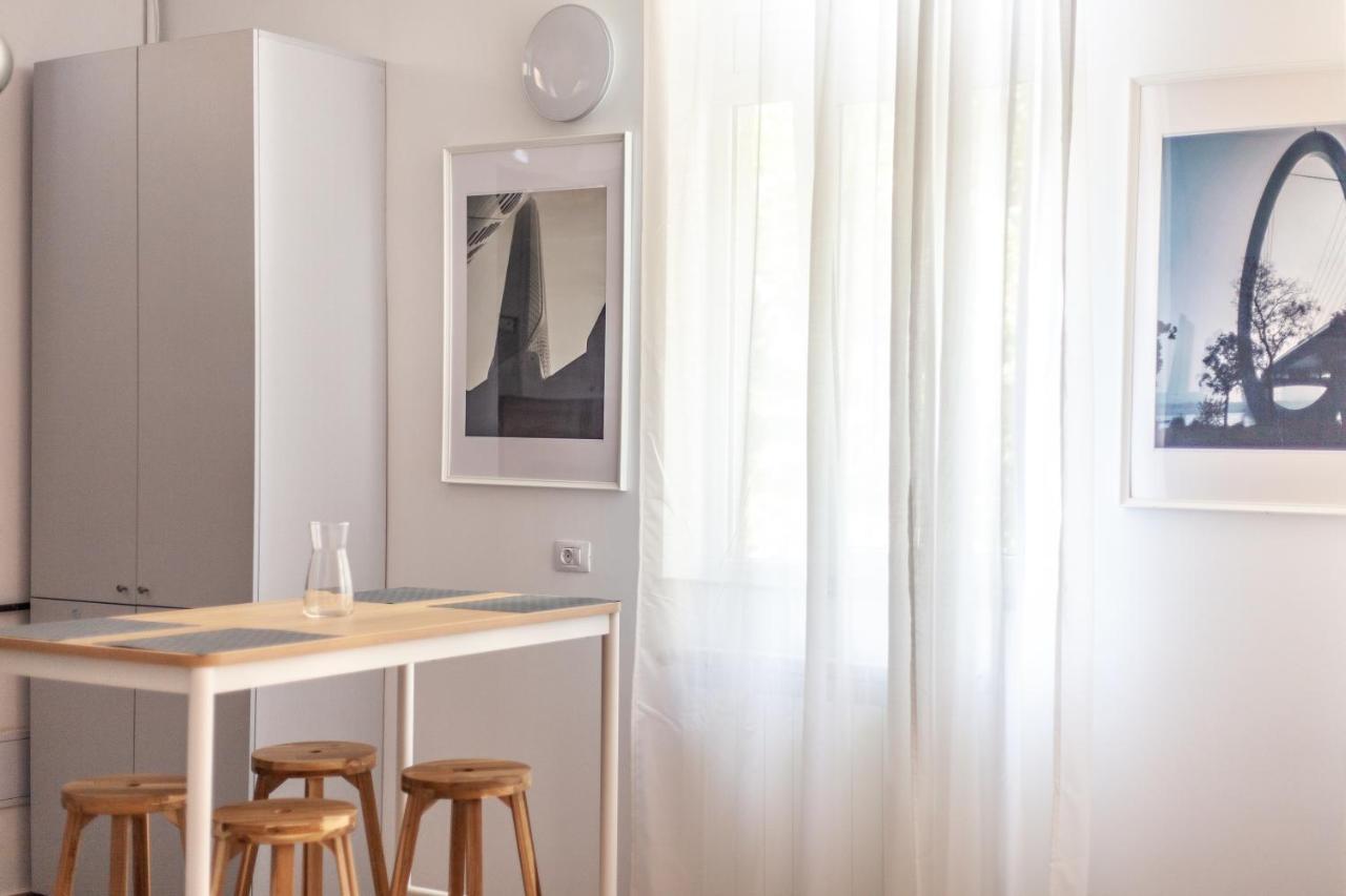 Modern Studio In The Heart Of ياش المظهر الخارجي الصورة